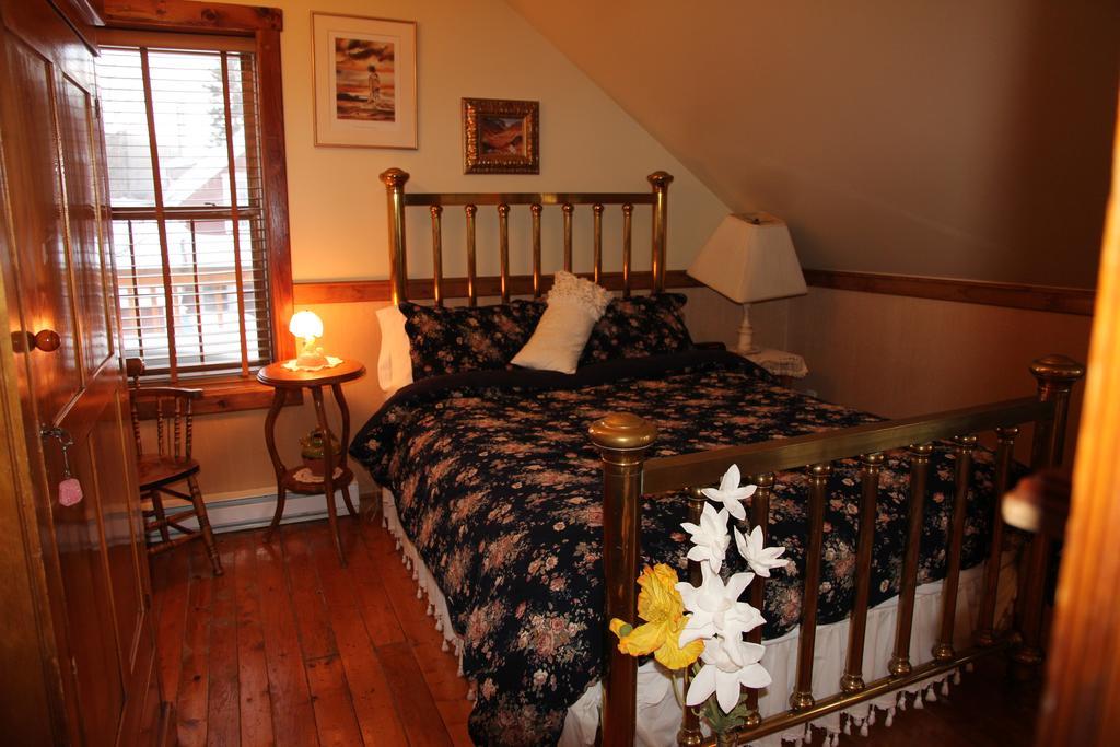 B&B Les Deux Pignons Petit-Saguenay Room photo